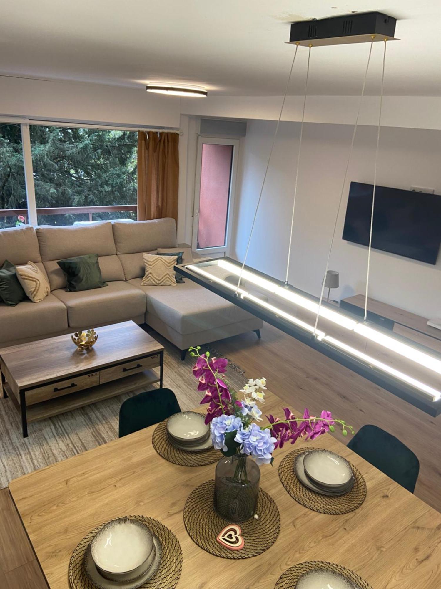 Onís Dh Apartamento Turistico מראה חיצוני תמונה